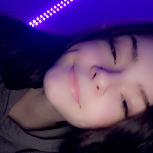 Meet your Posher, Shayla - Picture 1 of 1